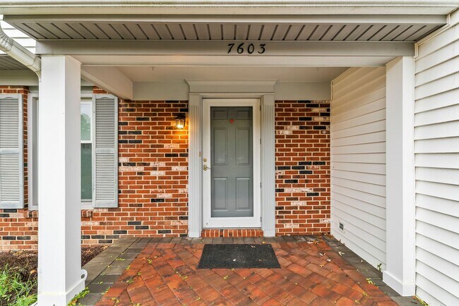 Foto del edificio - Move-In Ready Home in Prime Springfield Lo...