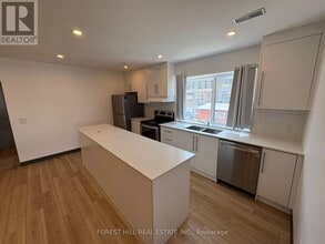 Building Photo - 2879 Danforth Ave