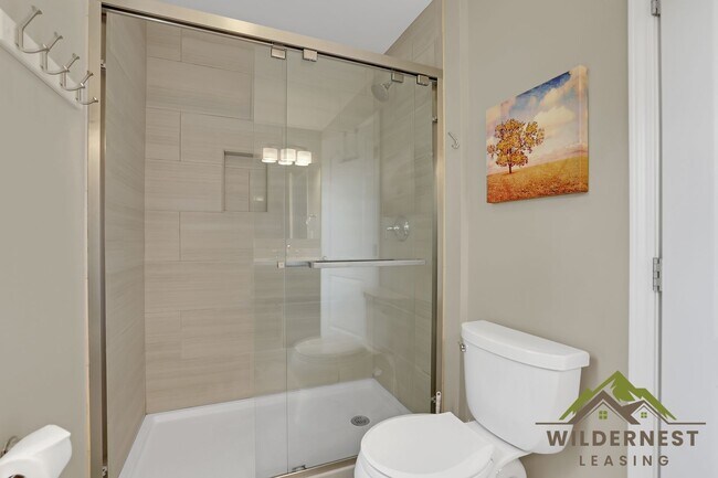 Foto del edificio - Winter Rental- HOT TUB, Quiet townhome with hot tub and two living areas