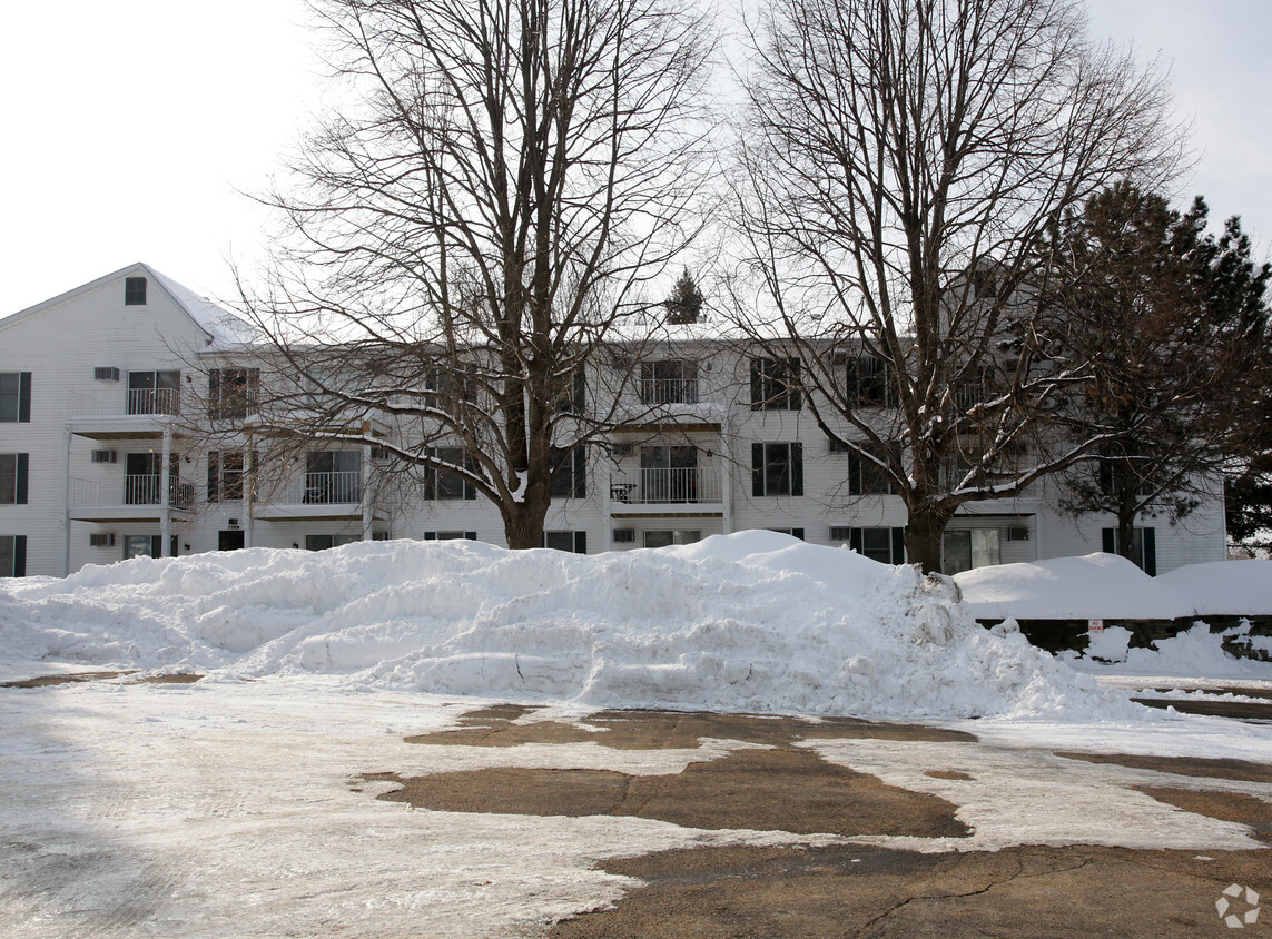 Building Photo - Pennock Place