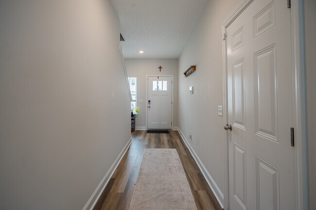 Foto del edificio - 890 Grayson Ave