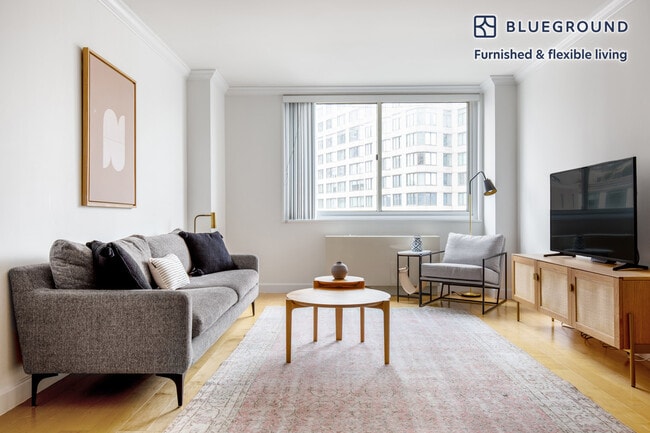 Building Photo - 60 W 66th St