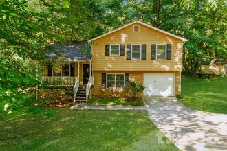 Building Photo - 2479 Hewatt Rd
