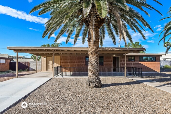 Primary Photo - 7421 E Juarez St