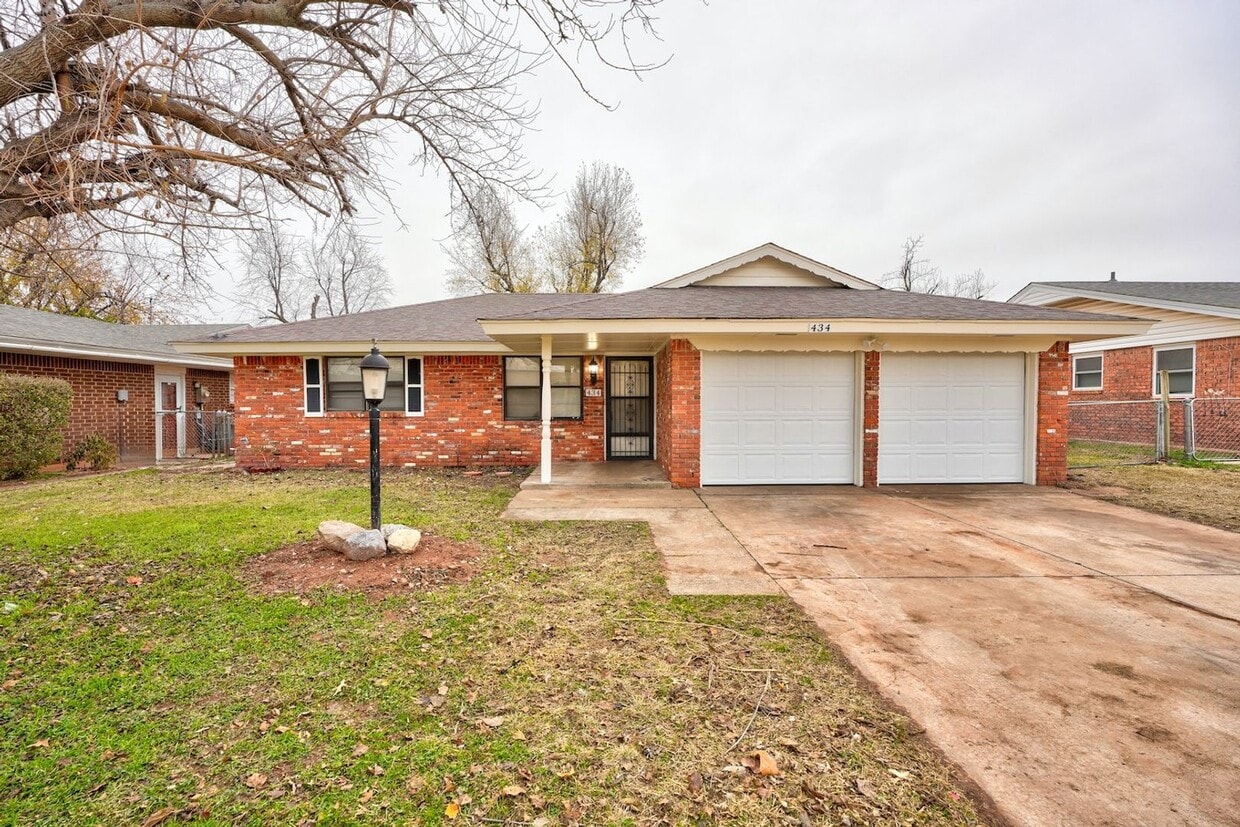 3 bed 1 bath home in Mustang,OK - 3 bed 1 bath home in Mustang,OK