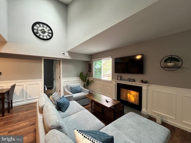 Building Photo - 1104 Berwyck Ct