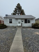 Building Photo - 408 W Reisner Rd