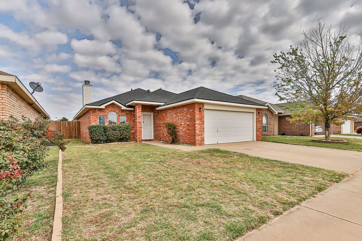 Foto principal - Welcoming 3/2/2 located on cul-de-sac in S...