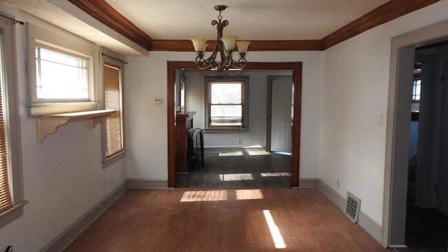Building Photo - 3305 Askew Ave