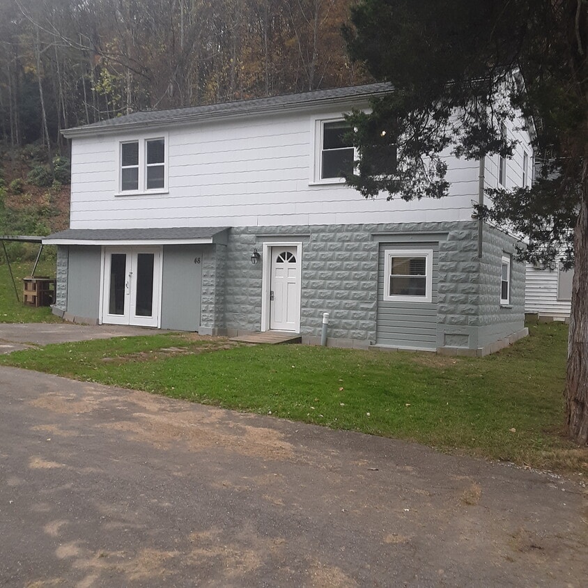 Photo - 48 Marcellas Ln (Canton, NC)