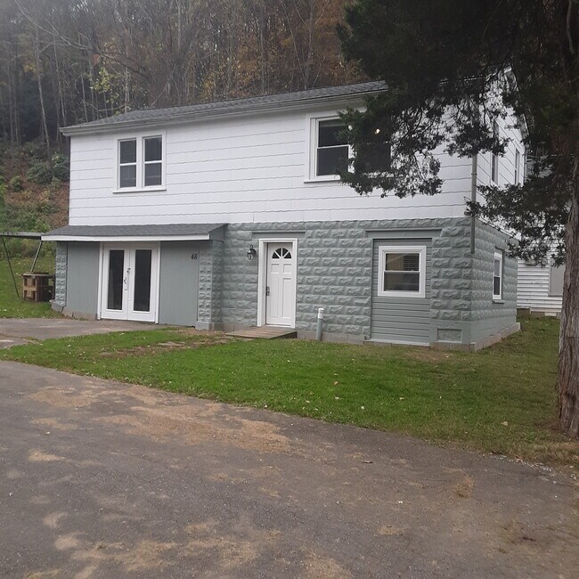 Photo - 48 Marcellas Ln House