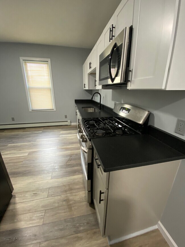 Foto del edificio - 12 Woodland St