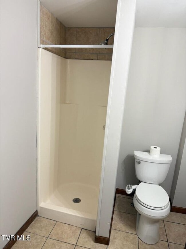 Foto del edificio - 4 Bedroom 2 Bath in Bristol, TN