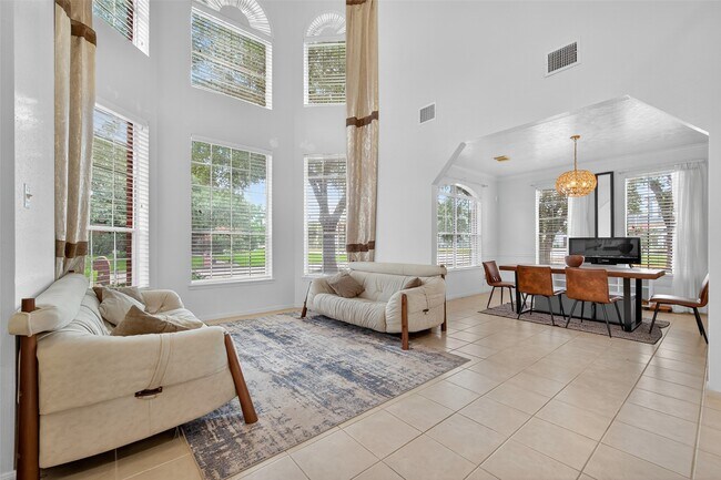 Foto del edificio - 3318 Pebble Trace Dr