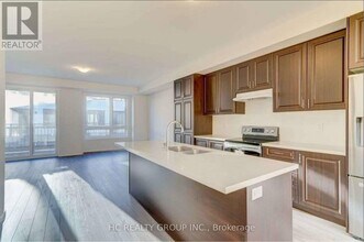 Building Photo - 18 William Russell Ln