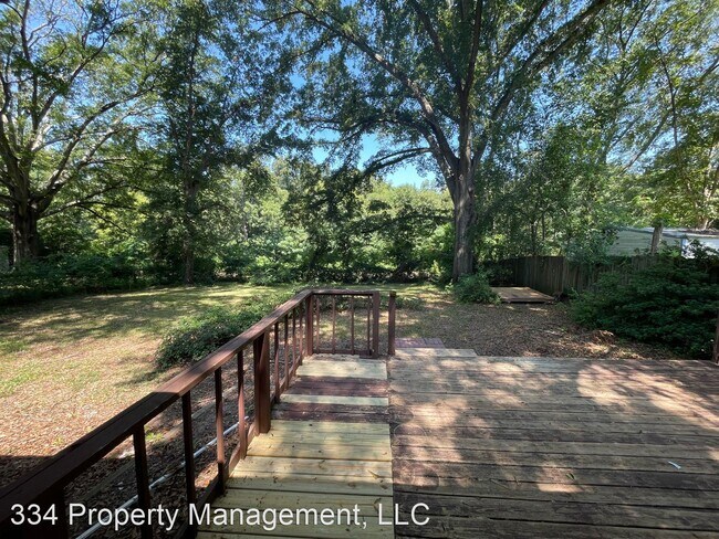 Building Photo - 3 br, 1 bath House - 3247 Willow Lane Drive