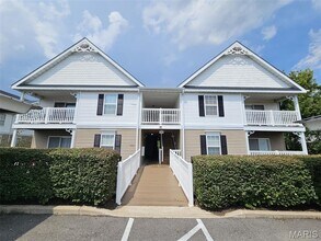 Building Photo - 11201 Spring Creek Ln