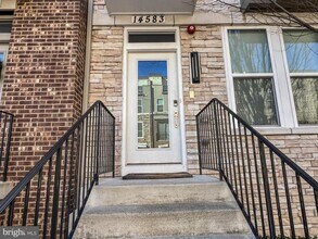 Building Photo - 14583 Lakestone Dr