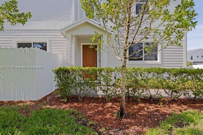 Foto del edificio - 1755 SE 9th Terrace