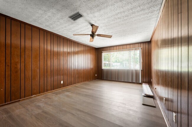 Foto del edificio - 11057 Bluehill Dr
