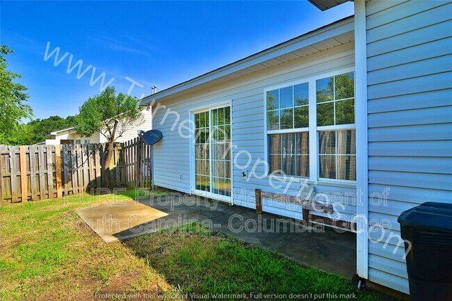 Building Photo - 251 Blue Savannah St