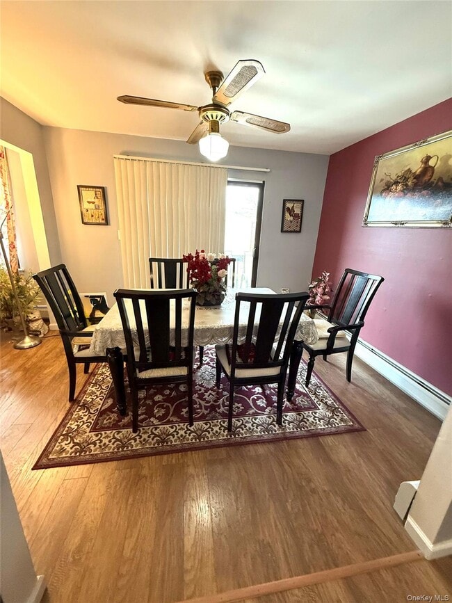 Foto del edificio - 138 Country Club Ln