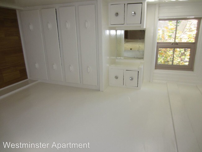 Foto del edificio - 801 W 97th St