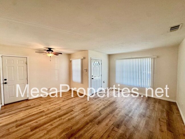 Foto del edificio - 1519 W Virginia St