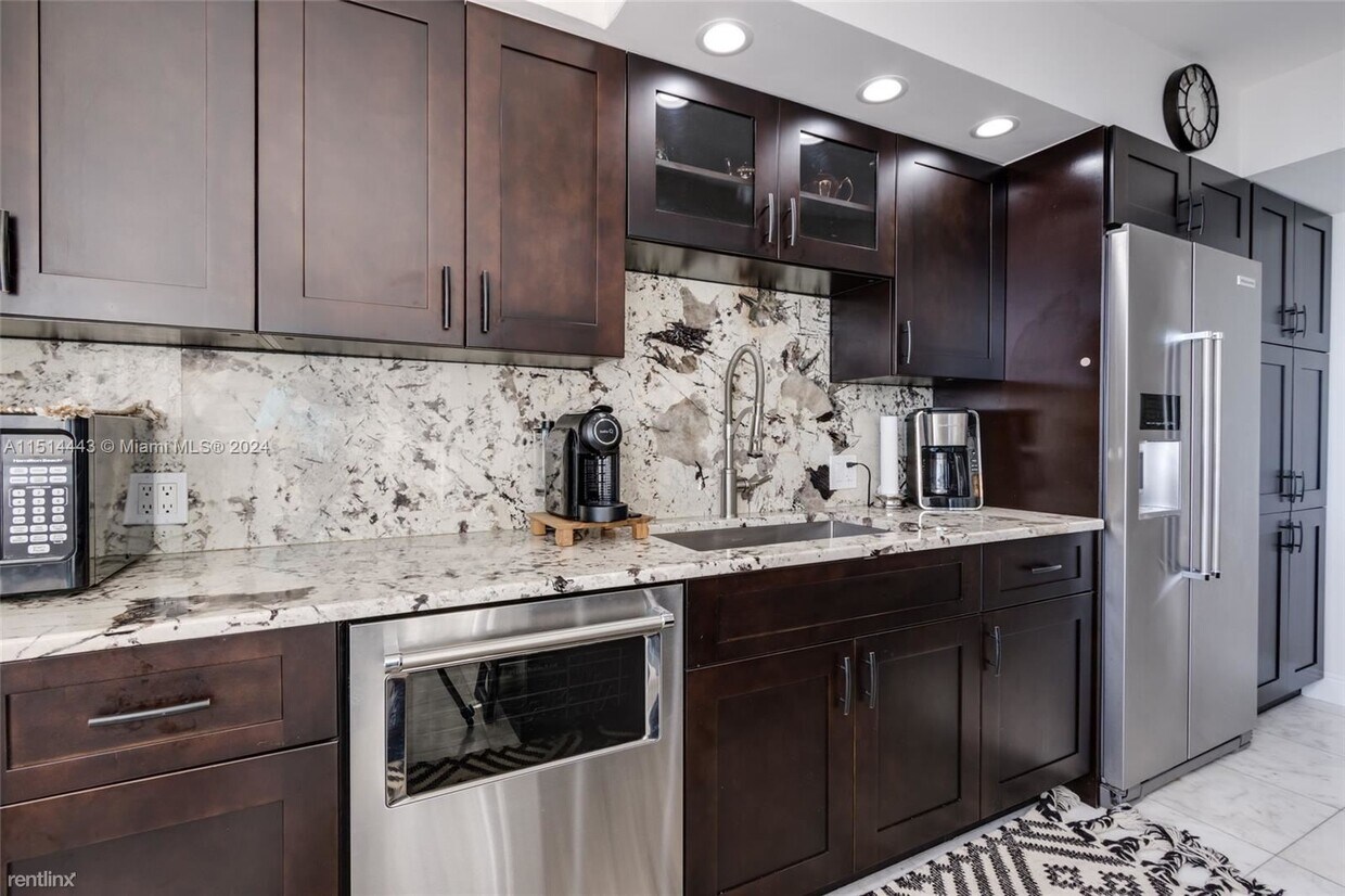 Primary Photo - 2 br, 2 bath House - 1200 S Ocean Blvd Apt...