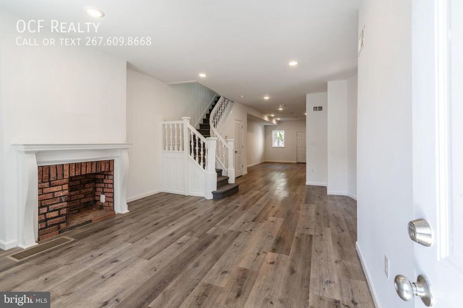 Foto principal - West Philadelphia Renovated Rowhome