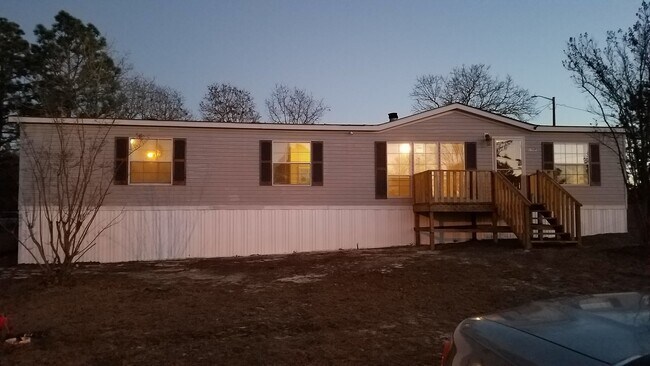 Foto del edificio - 3150 Greenwood Dr
