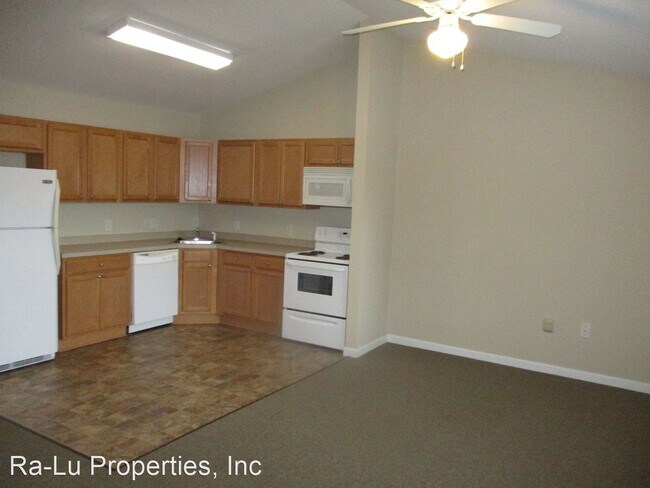 Building Photo - 2 br, 1 bath House - 598-B Piney Grove Rd