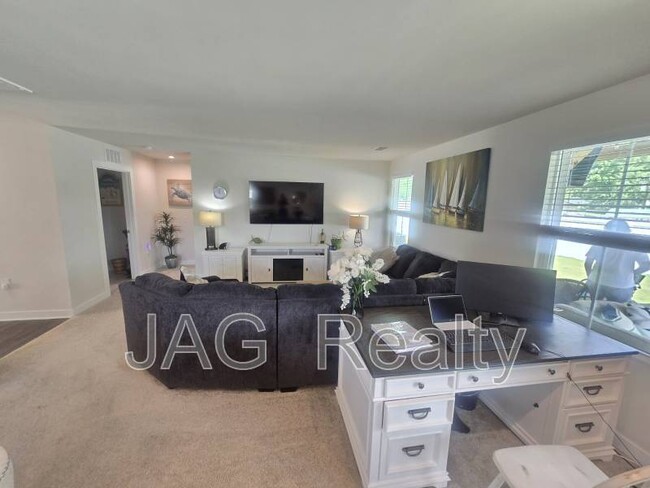 Building Photo - 4121 Jones Crk Ln