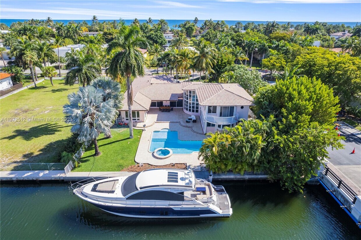 200 Golden Beach Dr, Golden Beach, FL 33160 House Rental in Golden