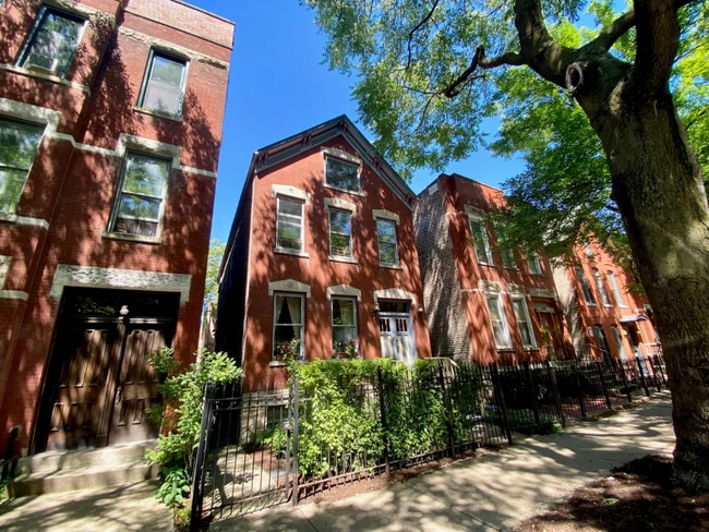 Photo - 1030 N Winchester Ave Apartment