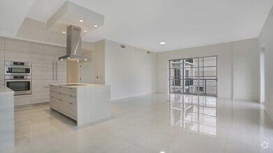 Building Photo - 155 E Boca Raton Rd