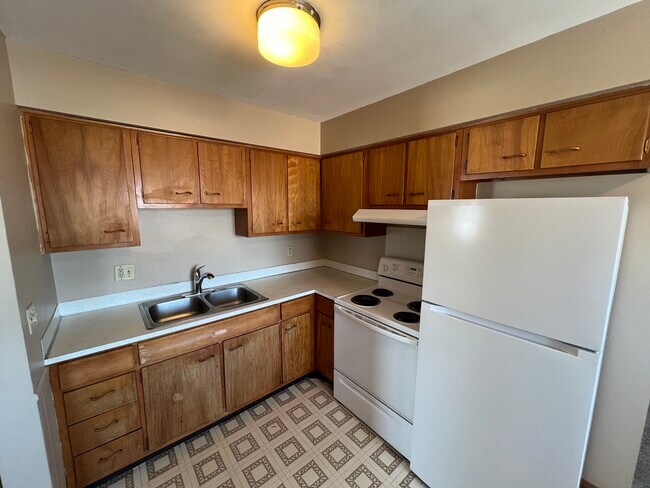 Foto del edificio - 2216 18 1/2 Ave NW