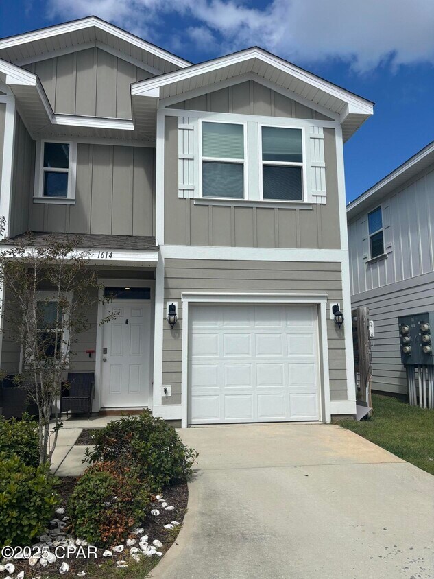 Foto principal - 1614 Caleigh Ct