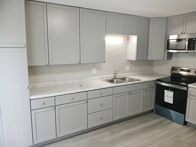 Foto del edificio - 746 Oakton Rd