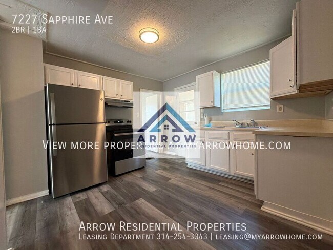 Foto del edificio - 7227 Sapphire Ave