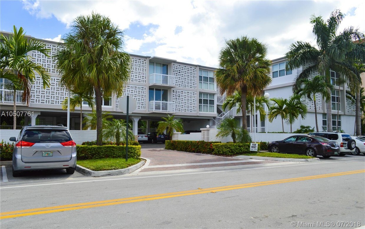 1080 99th St, Bay Harbor Islands, FL 33154 Apartments in Bay Harbor