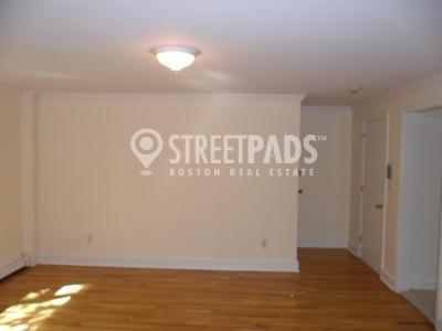 Foto del edificio - 1 bedroom in Brookline MA 02446