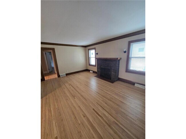 Foto del edificio - 5317 Abbott Ave S