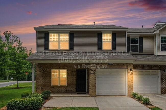 Building Photo - 10420 Benfield Rd