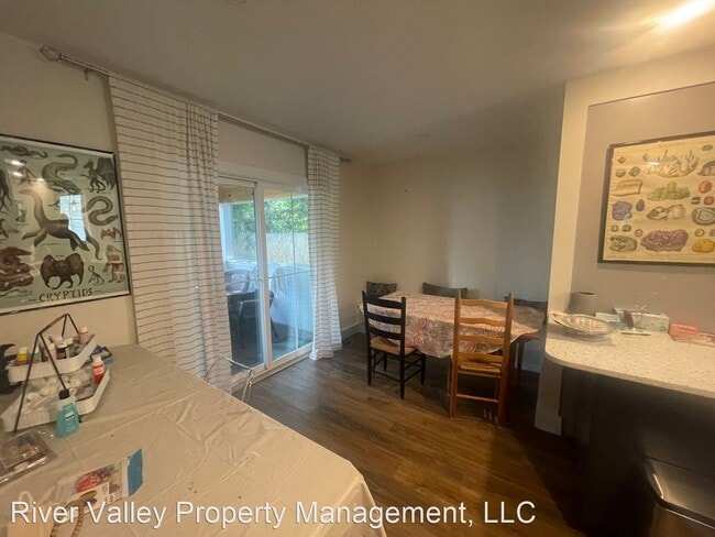 Foto del edificio - 2 br, 2 bath House - 29 Water St