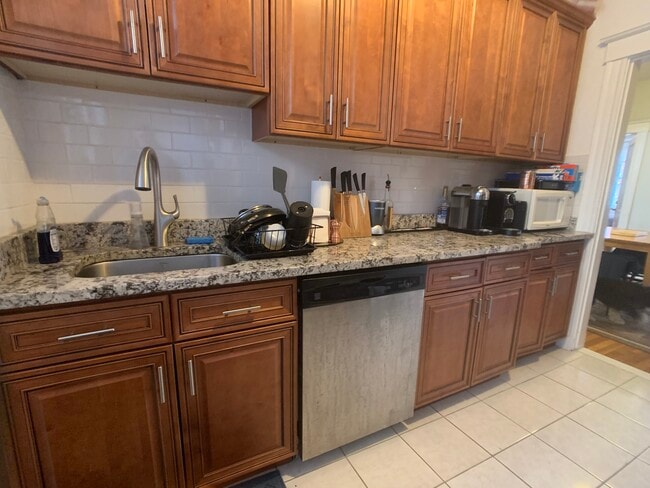 Building Photo - 78 Kilsyth Rd