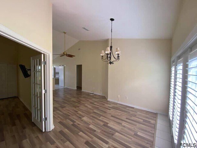 Building Photo - 100 Palm Harbor Pkwy