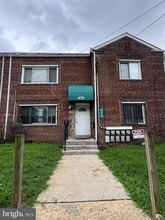 Building Photo - 479 Orange St SE