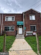 Building Photo - 479 Orange St SE