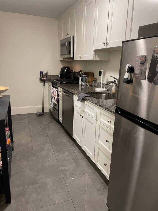 Foto principal - 62 West Cedar St